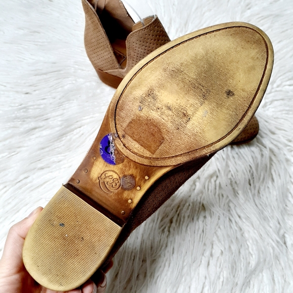 Lucky Brand Womens Suede Perforated Ankle Booties - Picture 12 of 13